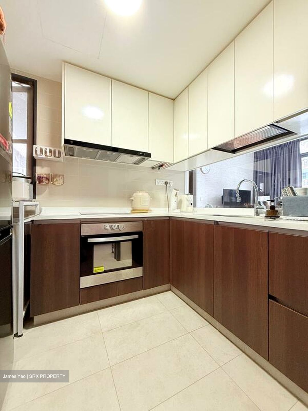 Symphony Suites (D27), Condominium #571825361